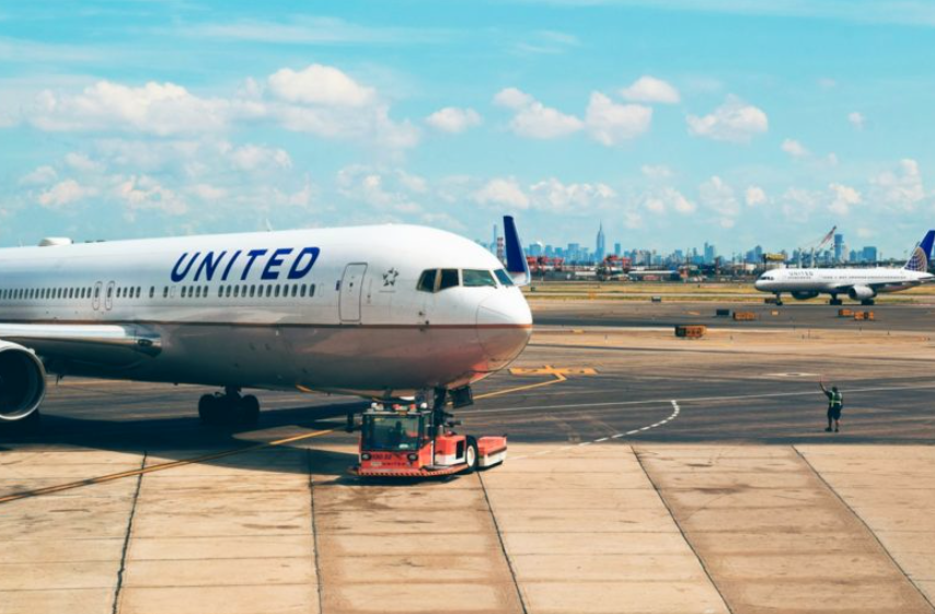 Sự Phục Hồi Của Ngành Hàng Không: Kết Quả Tài Chính Xuất Sắc Của United Airlines